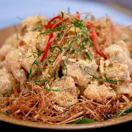 Gà ta rang muối