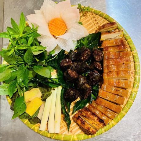 Heo sữa quay giòn bì 