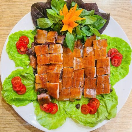 Heo sữa quay giòn bì 