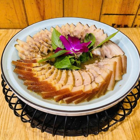 Lợn máng hấp giềng 