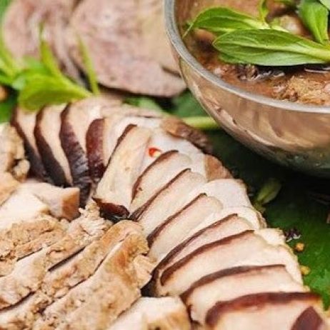 Lợn máng hấp giềng 